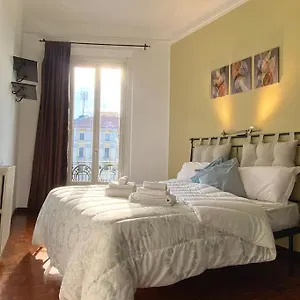 • Cozy House • 10 Min Rho Fiera , Milano Italia