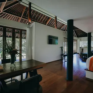 Uma Giri , Ubud Indonesia